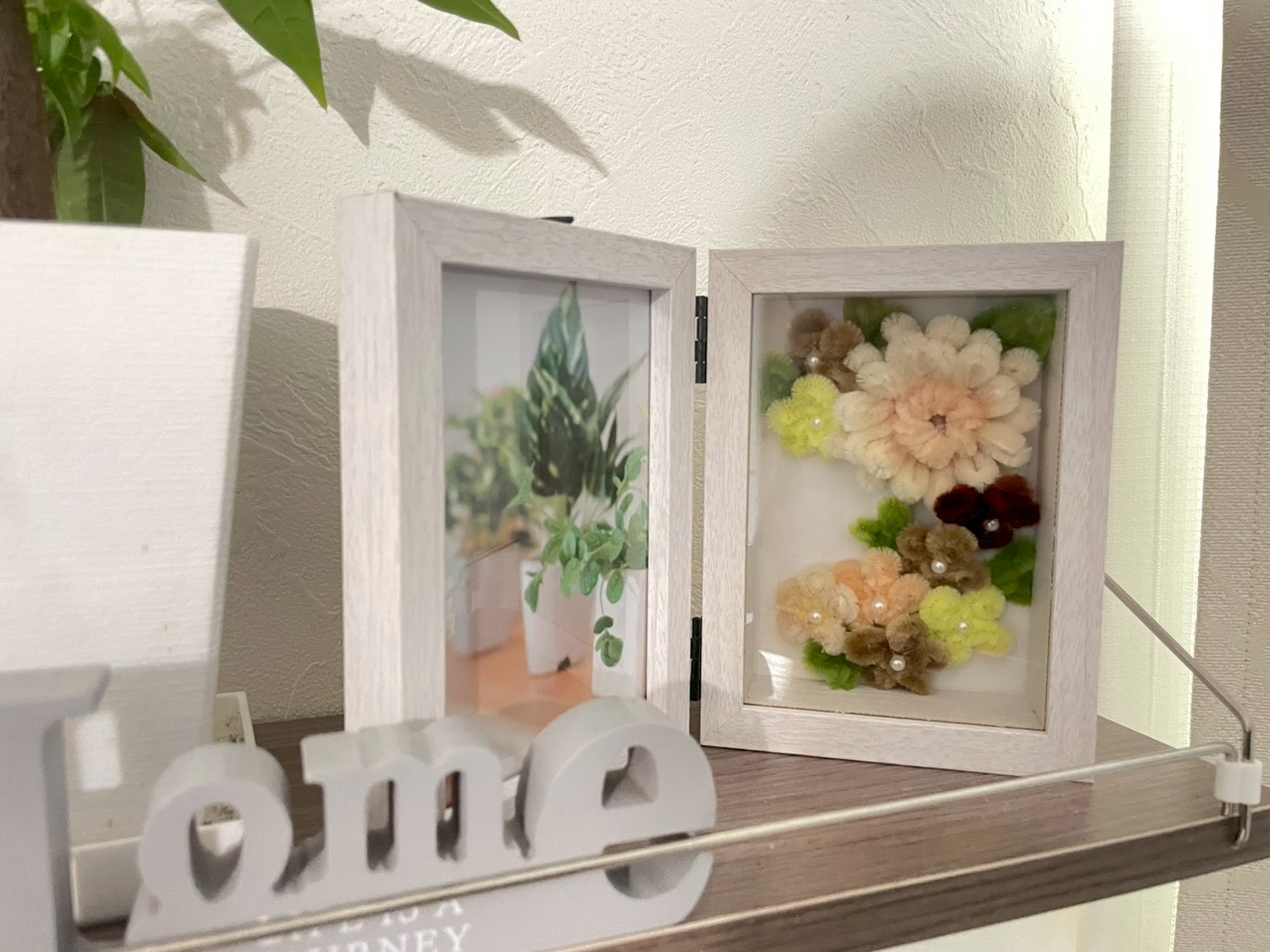 ベージュトーンのリース